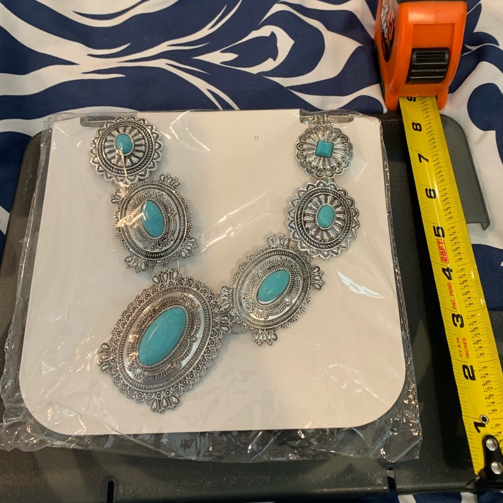 New silver Aztec Style Turquoise Necklace